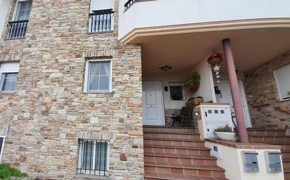 Exterior view of Single-family semi-detached for sale in Ponferrada  with Heating, Private garden and Terrace