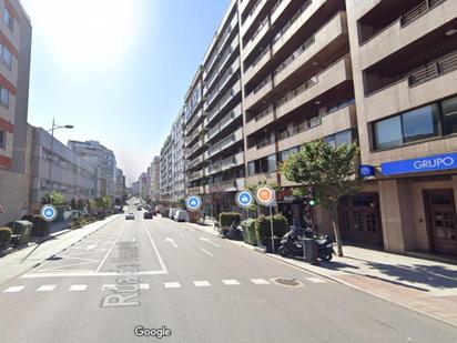 Vista exterior de Local en venda en Vigo 