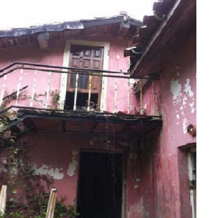 Exterior view of House or chalet for sale in Los Corrales de Buelna 