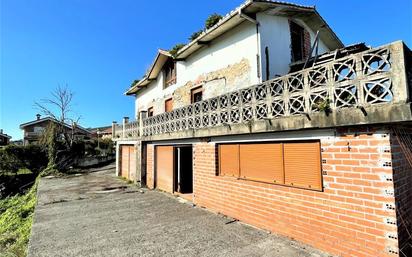 Exterior view of House or chalet for sale in Noja