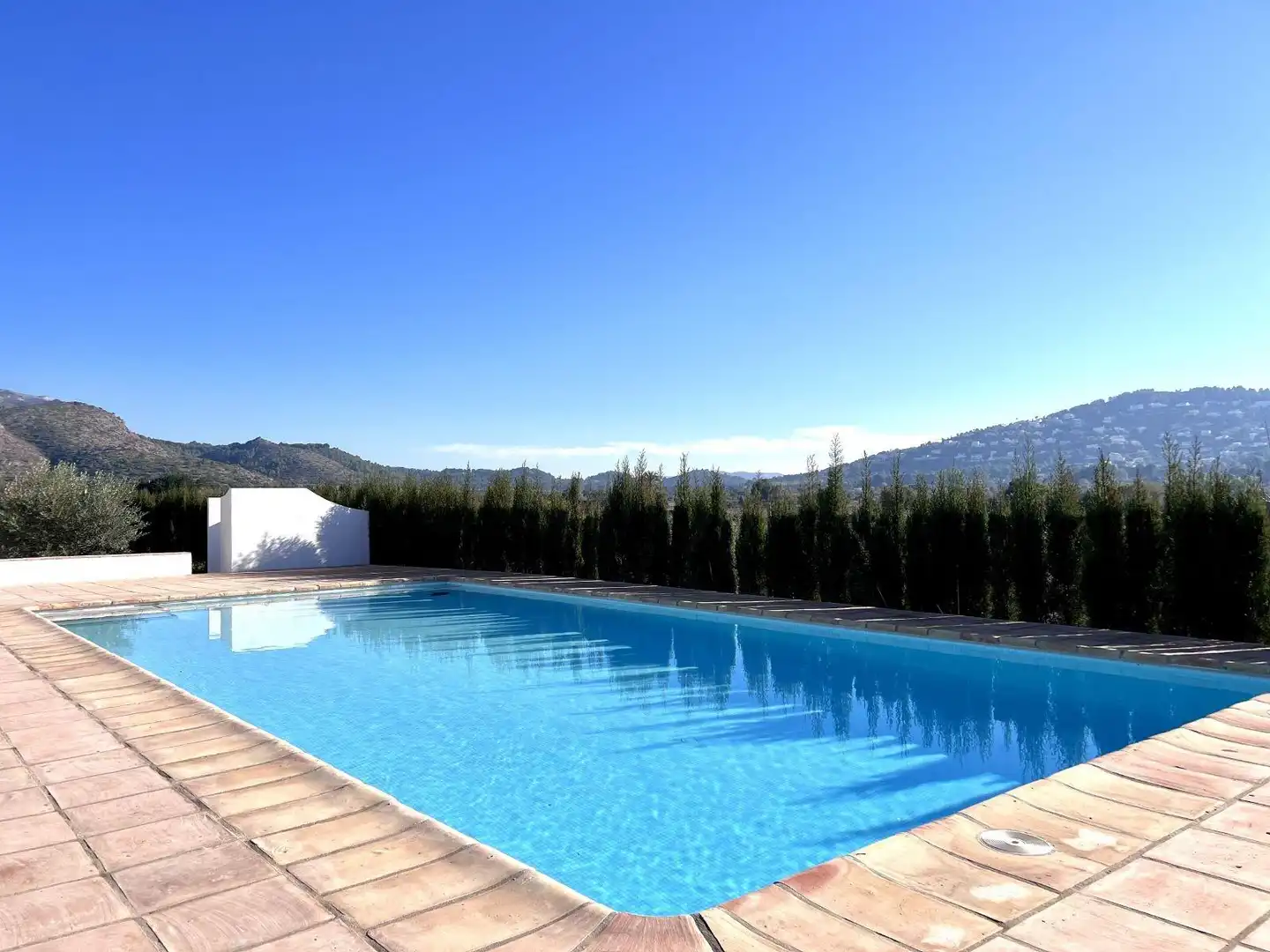 Piscina de Casa o chalet de alquiler en Dénia con Aire acondicionado, Jardín privado y Terraza