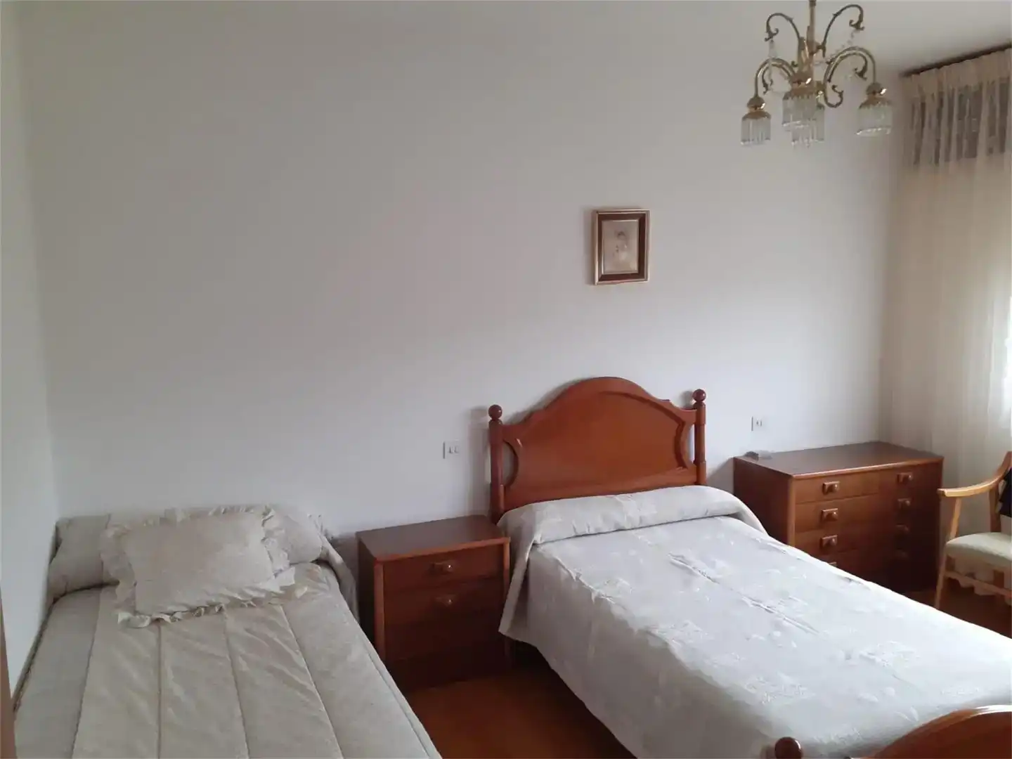 Dormitori de Casa o xalet en venda en Cesuras amb Jardí privat, Traster i Moblat