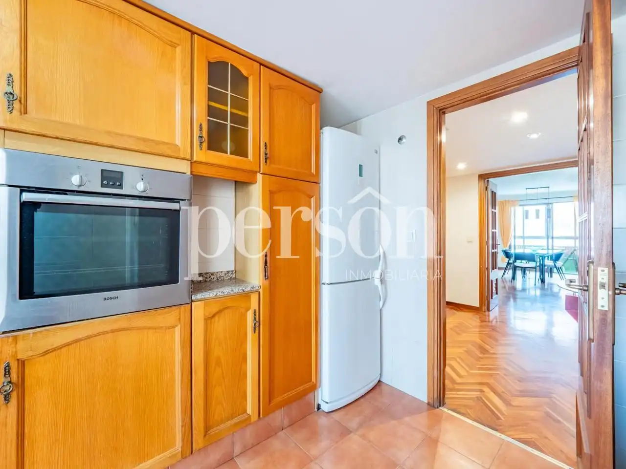Cocina de Piso de alquiler en Valencia con Aire acondicionado, Parquet y Amueblado