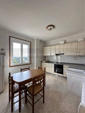 Piso en Venta en A Gudiña