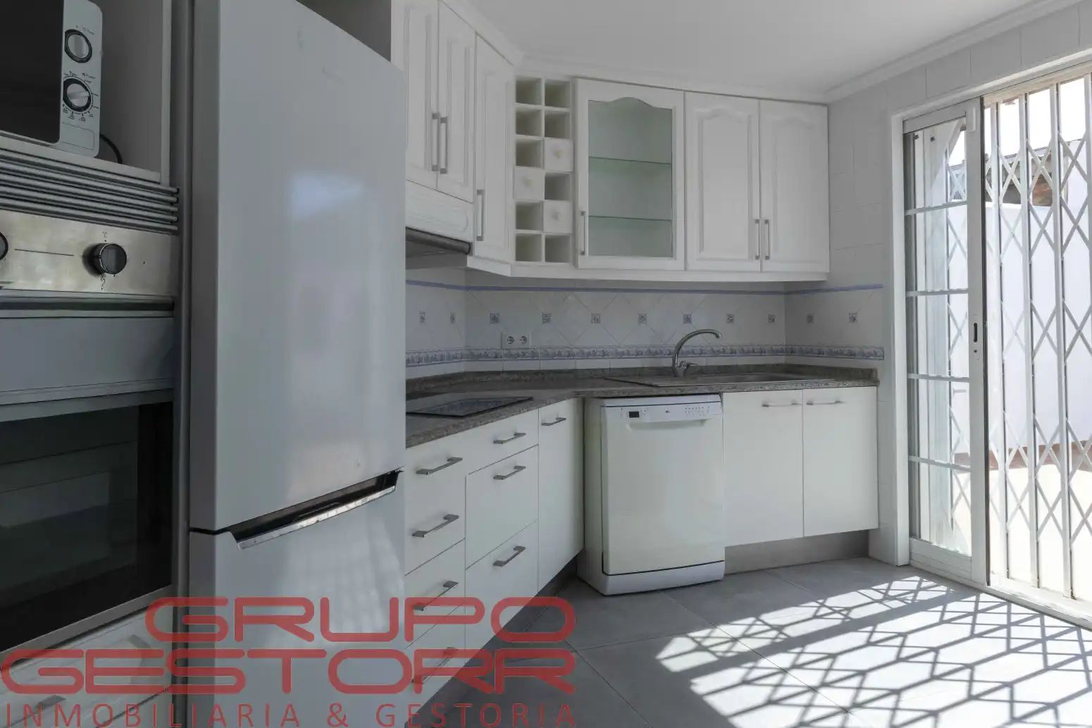 Kitchen of Houses for rent in Riba-roja de Túria  with Air Conditioner, Terrace and Storage room
