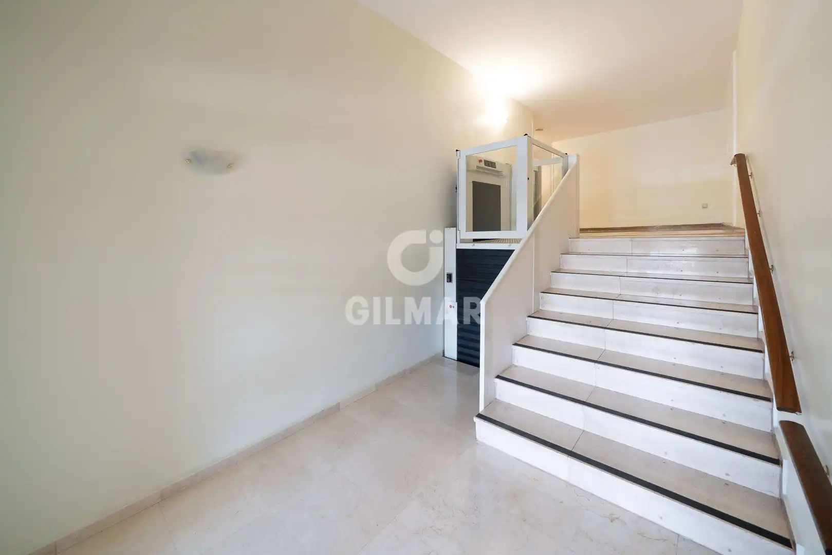 Flat for sale in Madrid  with Heating and Balcony