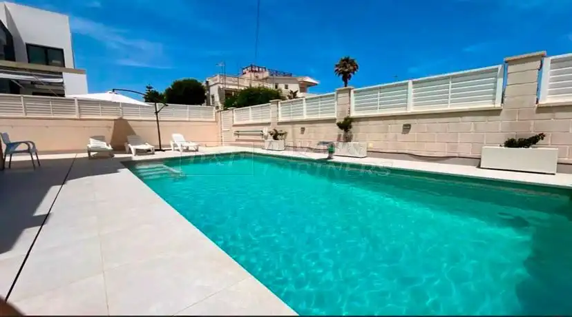 Casa amb terrassa en venda a alfredo nobel 147, imagen 19