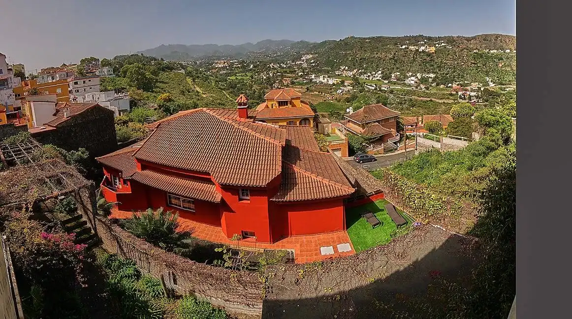Vista exterior de Casa o xalet en venda en Santa Brígida amb Jardí privat, Terrassa i Balcó