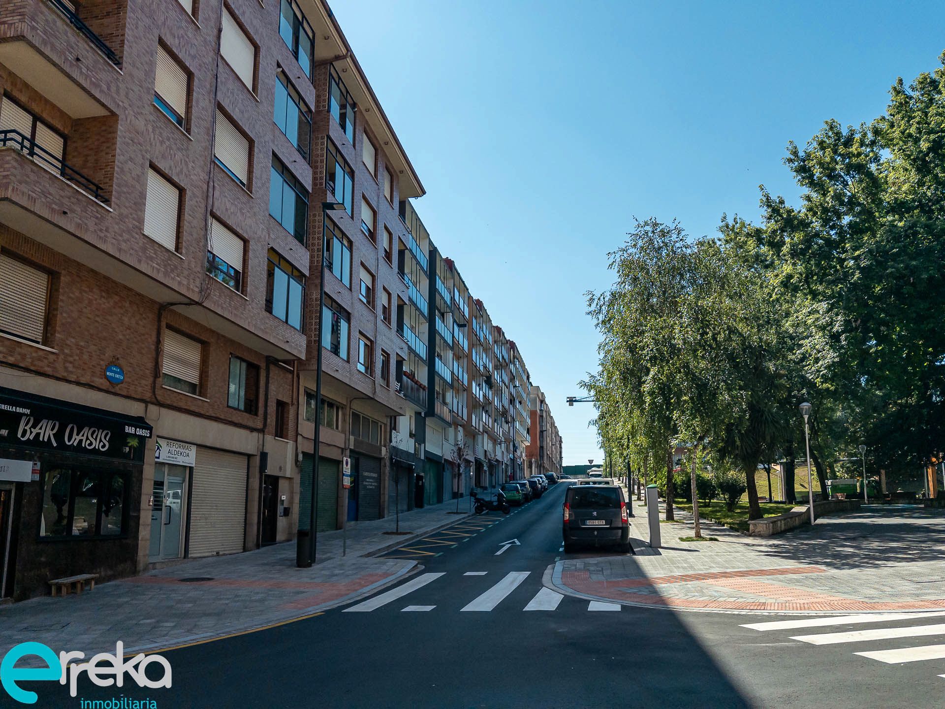 Exterior view of Flat for sale in Bilbao   with Storage room, Furnished and Balcony