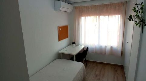 Foto 5 de Piso de alquiler en Del Doctor Peset Aleixandre, Tormos, Valencia Capital