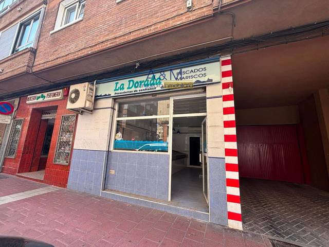 Local comercial en Venta en Gallo, 8 en Pajarillos Bajos