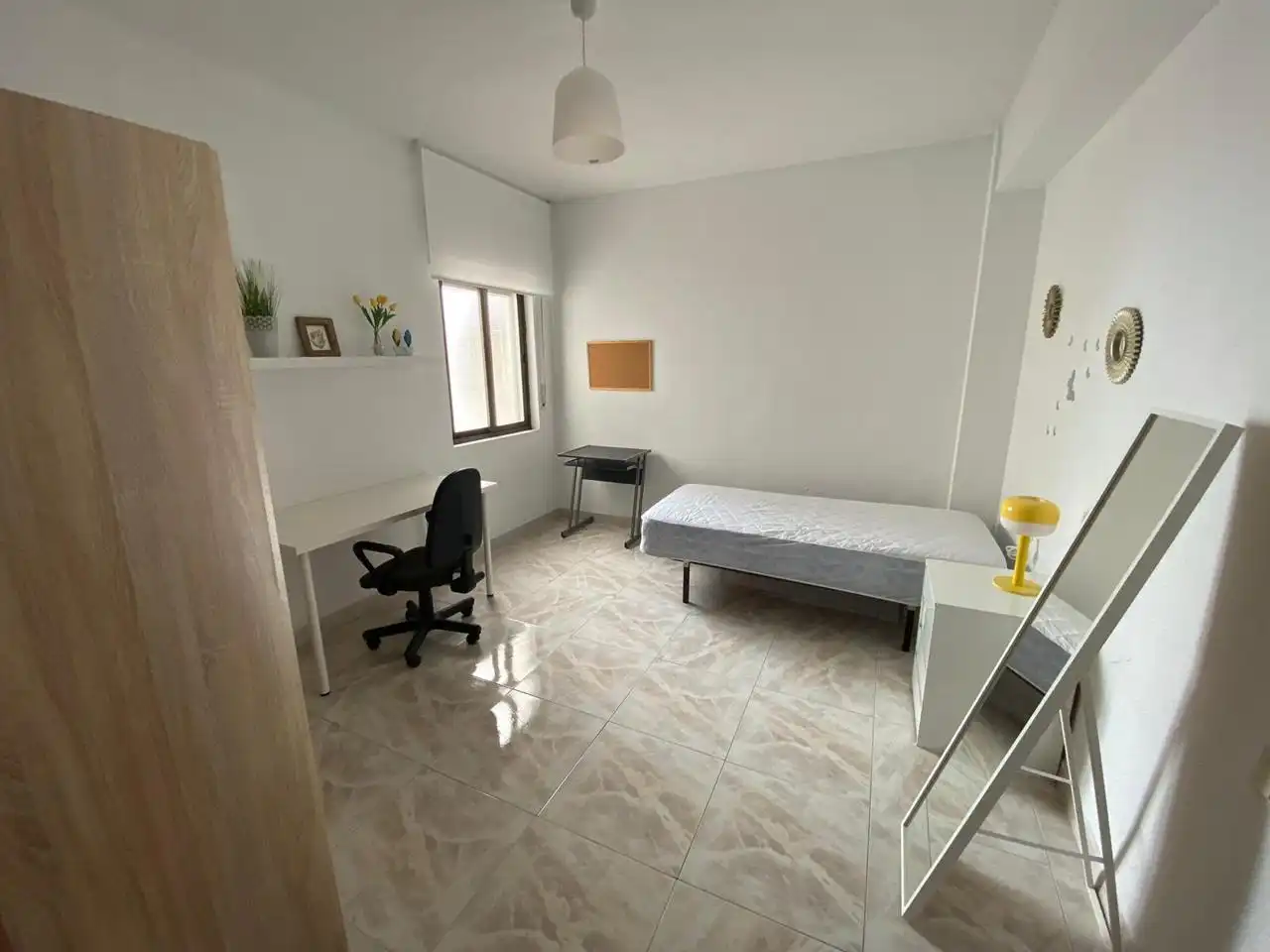 Flat for rent in Fray Leopoldo De Alpandeire, Pajaritos