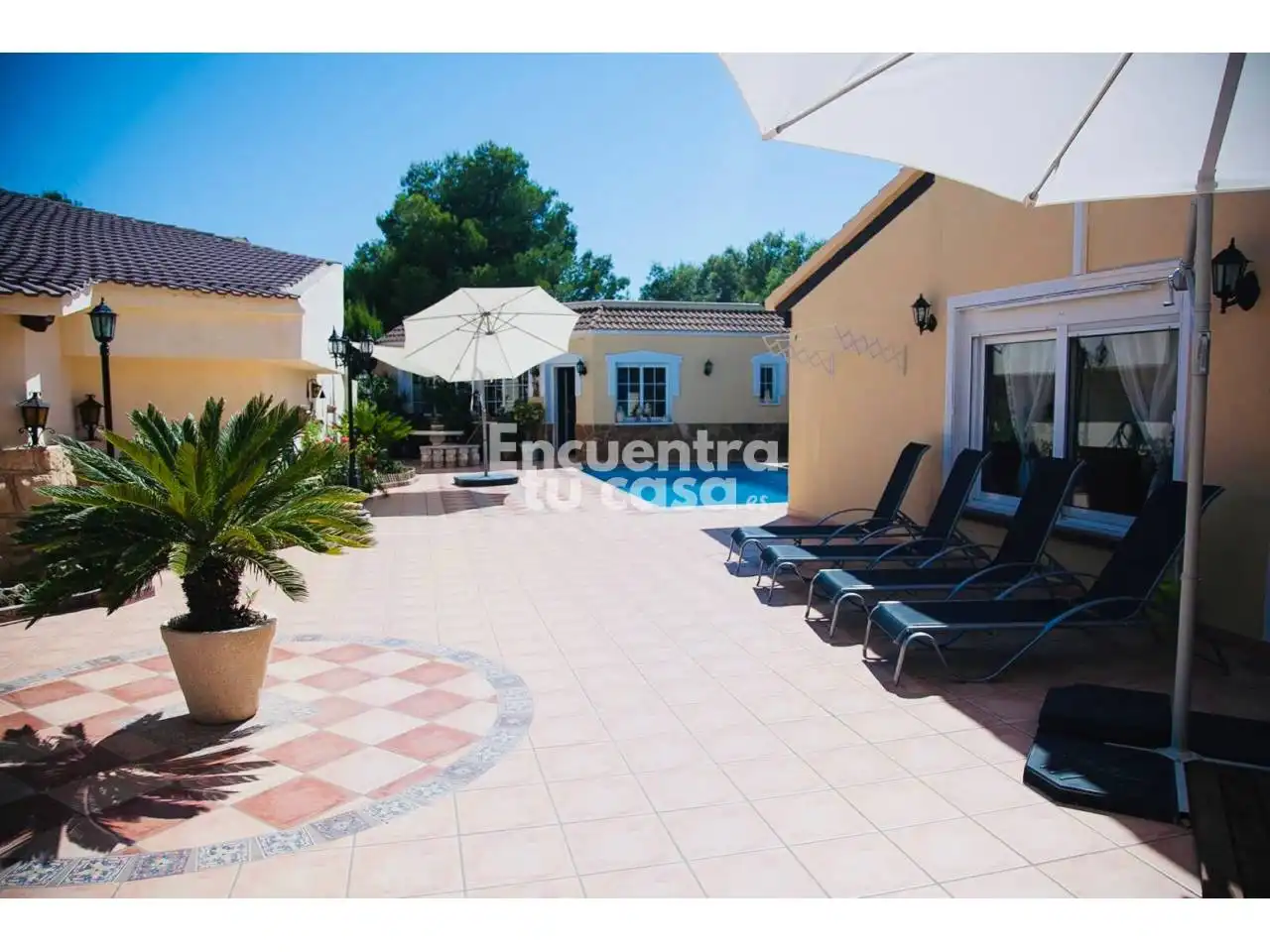 Houses for sale in Calle Orquidies, Barranco Hondo