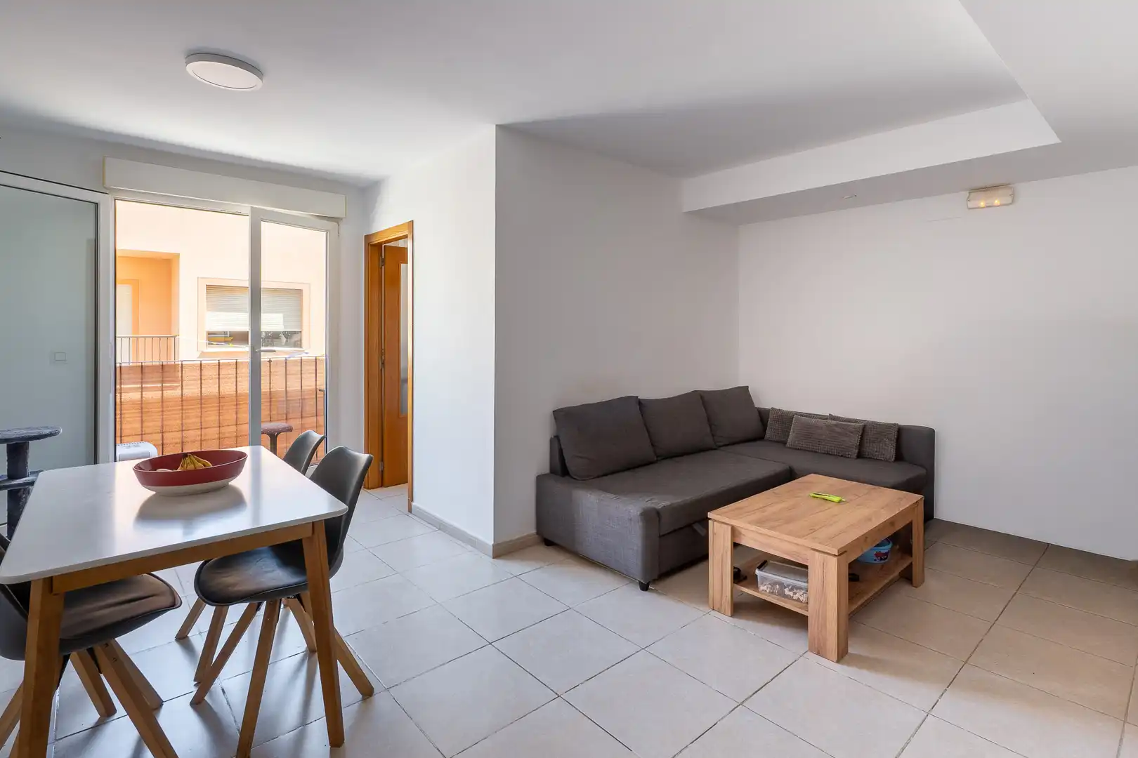 Appartement compact avec piscine à vendre à Teulada
