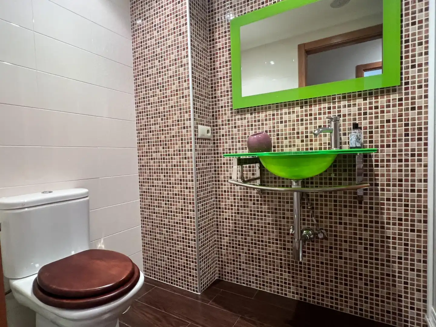 Badezimmer von Wohnung zur Miete in Cambre  mit Heizung, Abstellraum und Möbliert