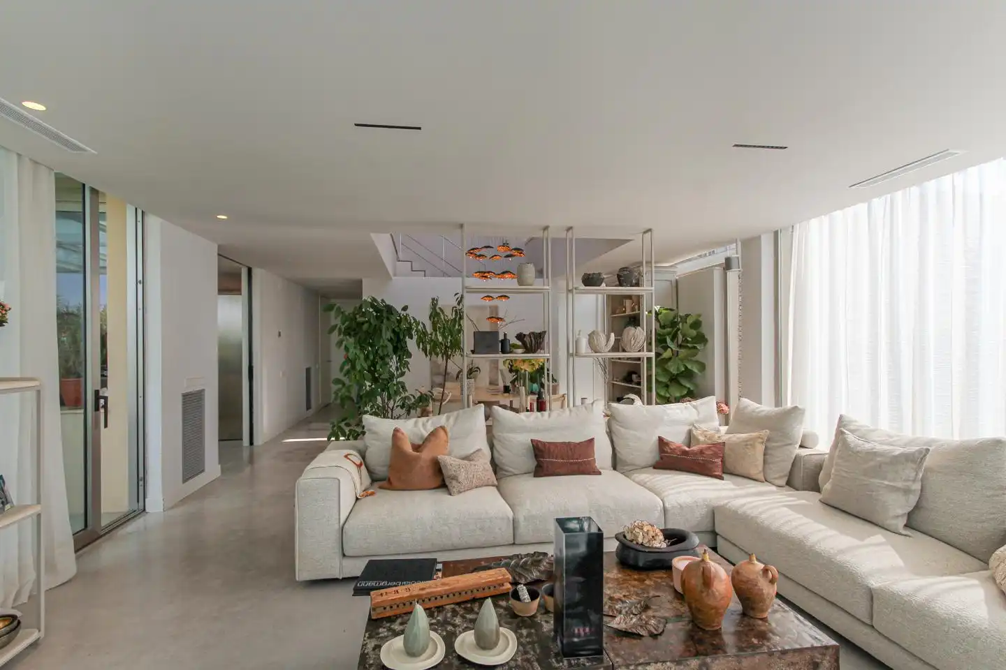 Sala d'estar de Casa o xalet en venda en Sant Vicenç de Montalt amb Aire condicionat, Jardí privat i Terrassa