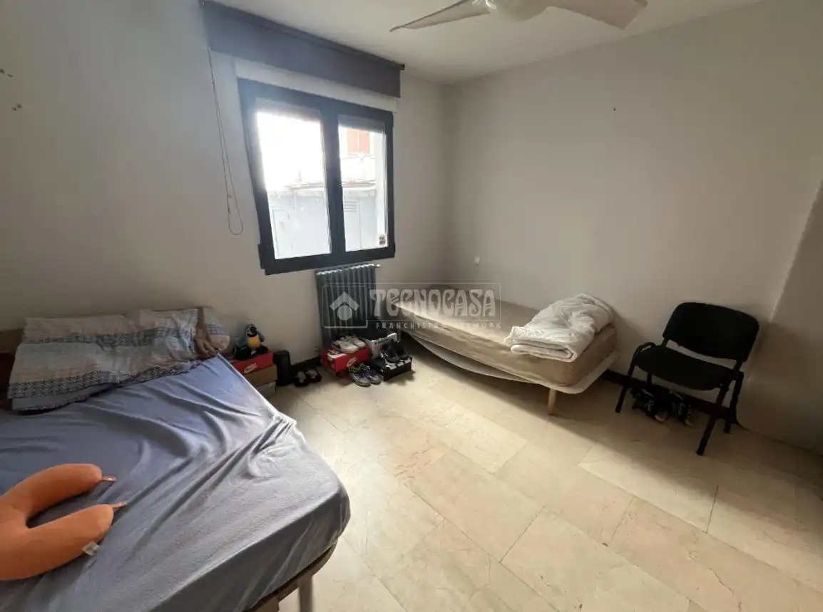Habitación de Piso en venta en Valladolid con Calefacción y Terraza