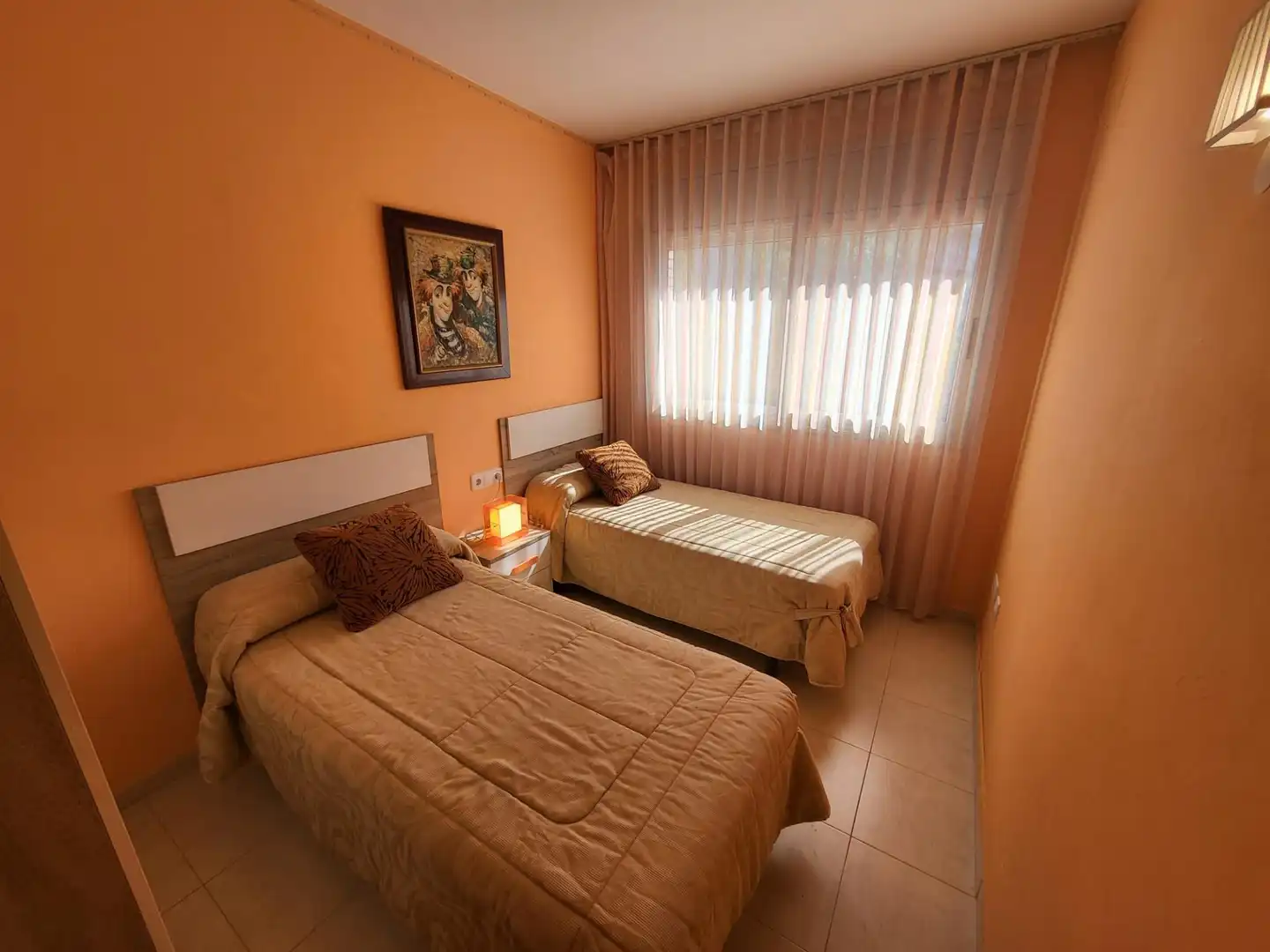 Schlafzimmer von Erdgeschoss zum Verkauf in Salou mit Klimaanlage, Heizung und Terrasse
