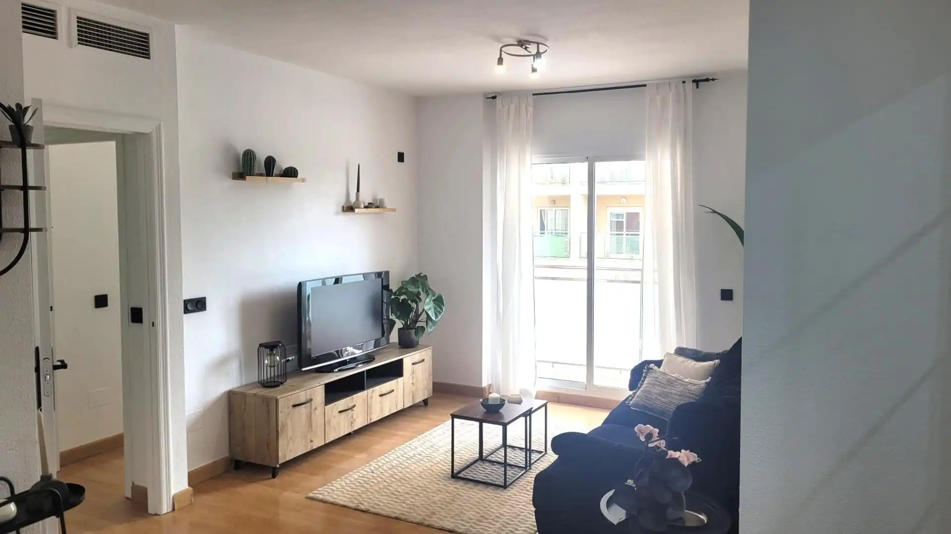 Living room of Flat for sale in Murcia  with Air Conditioner, Heating and Storage room