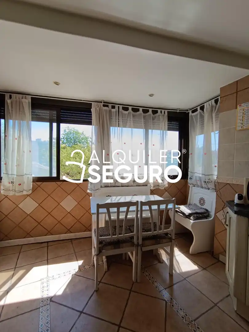 Piso de alquiler en Valdemoro con Aire acondicionado, Calefacción y Terraza