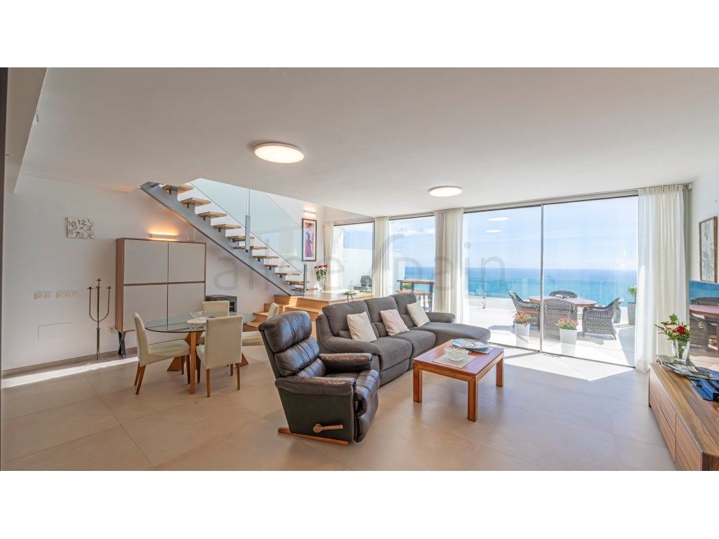 Sala d'estar de Dúplex en venda en Benalmádena