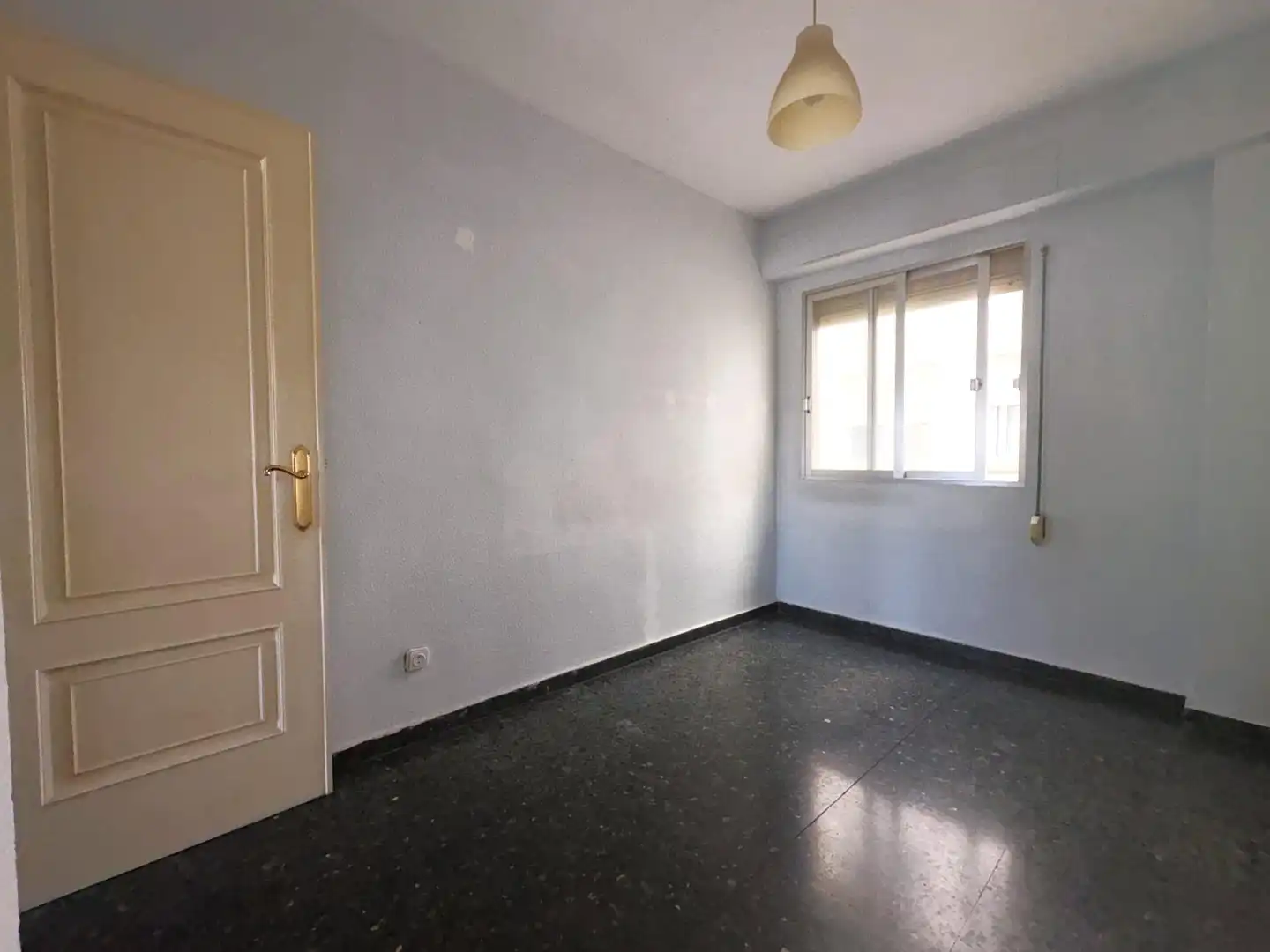 Schlafzimmer von Wohnung zum Verkauf in Godella mit Klimaanlage und Balkon