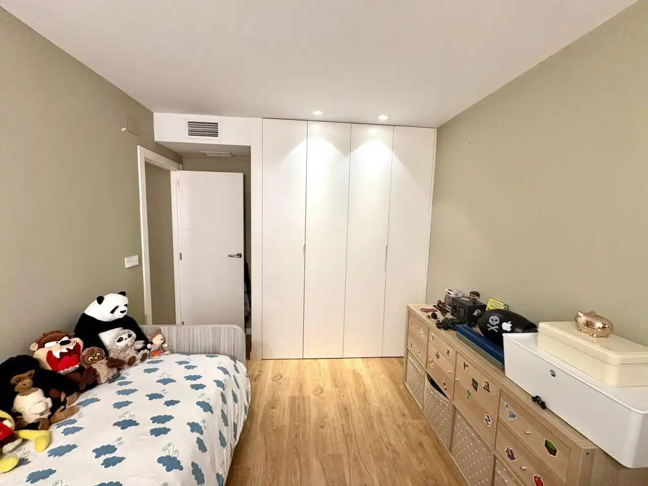 Bedroom of Flat for sale in Alicante / Alacant  with Air Conditioner, Heating and Storage room