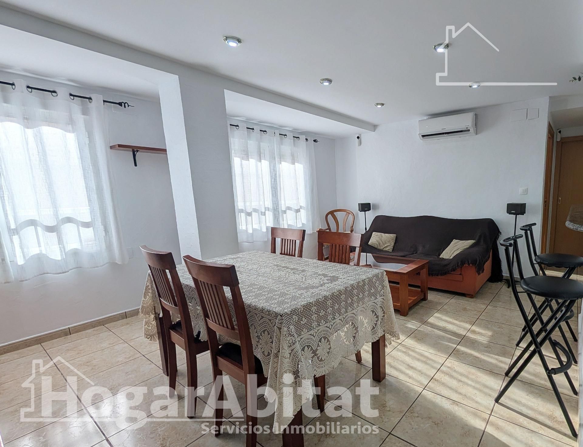 Sala d'estar de Pis en venda en Santa Pola amb Aire condicionat, Balcó i Alarma