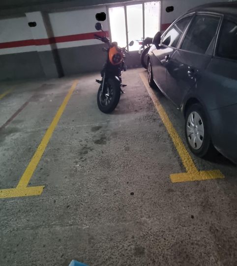 Foto 2 de Garatge en venda a La Gavarra, Cornellà de Llobregat
