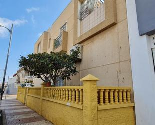 Exterior view of House or chalet for sale in Roquetas de Mar  with Air Conditioner and Terrace