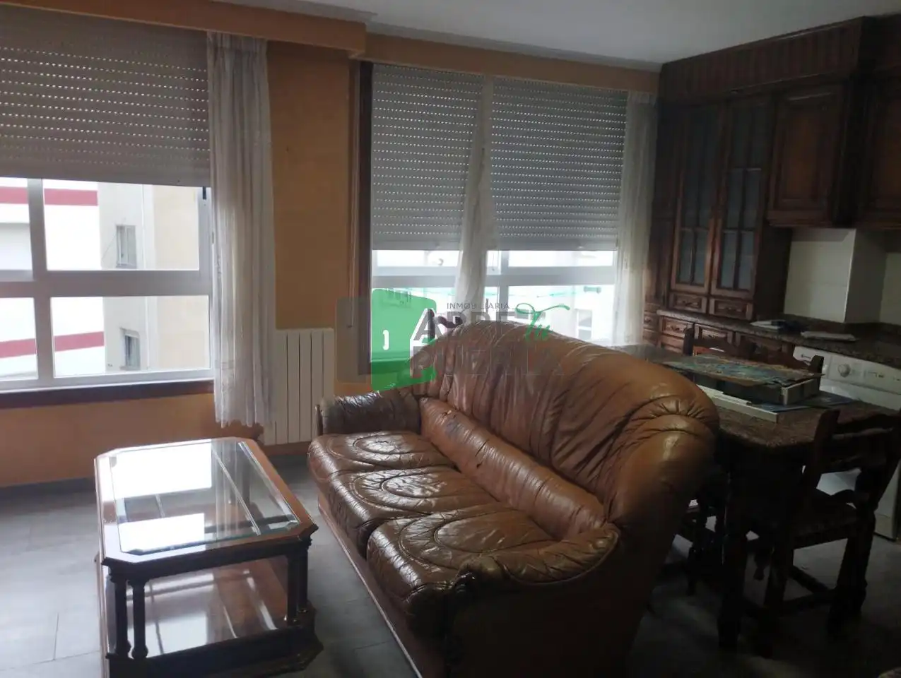 Wohnzimmer von Wohnungen zur Miete in Ourense Capital  mit Heizung, Parkett und Möbliert