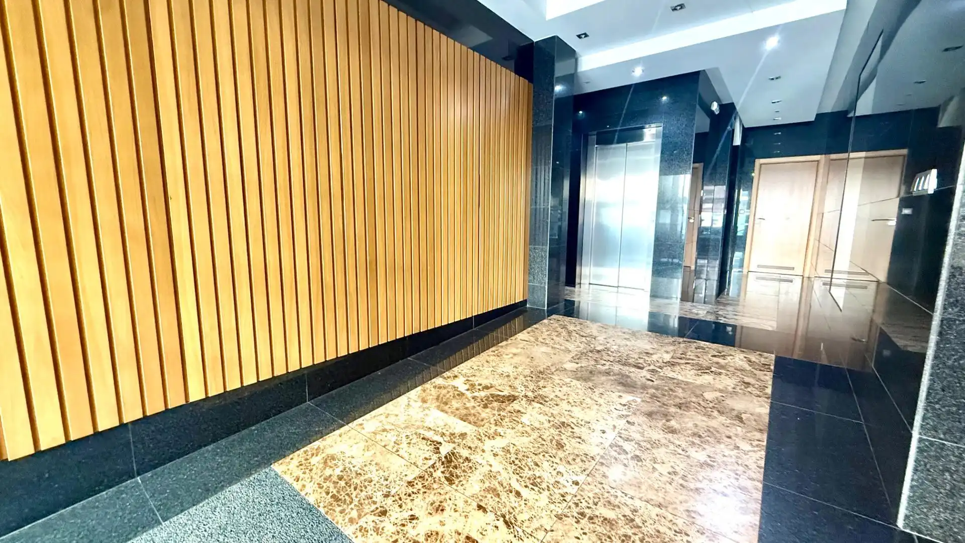 Piso de alquiler en Ourense Capital  con Calefacción y Trastero