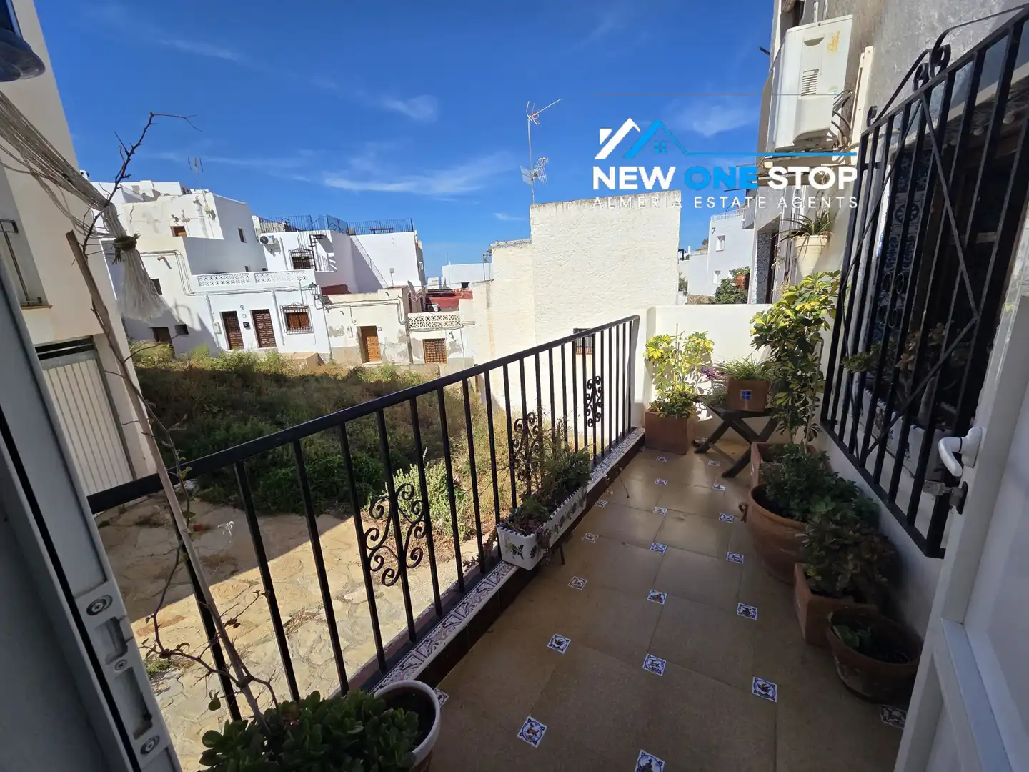 Vista exterior de Casa adosada en venta en Mojácar Pueblo