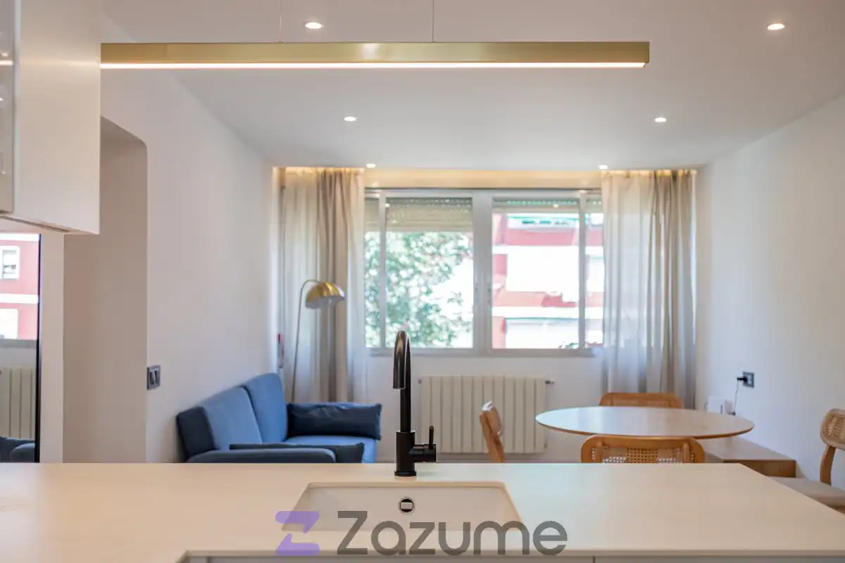 Sala de estar de Piso de alquiler en Madrid con Aire acondicionado, Calefacción y Parquet