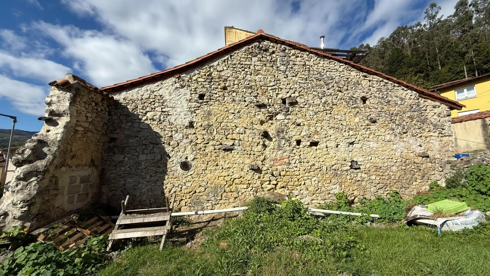 Außenansicht von Residential zum Verkauf in Val de San Vicente 