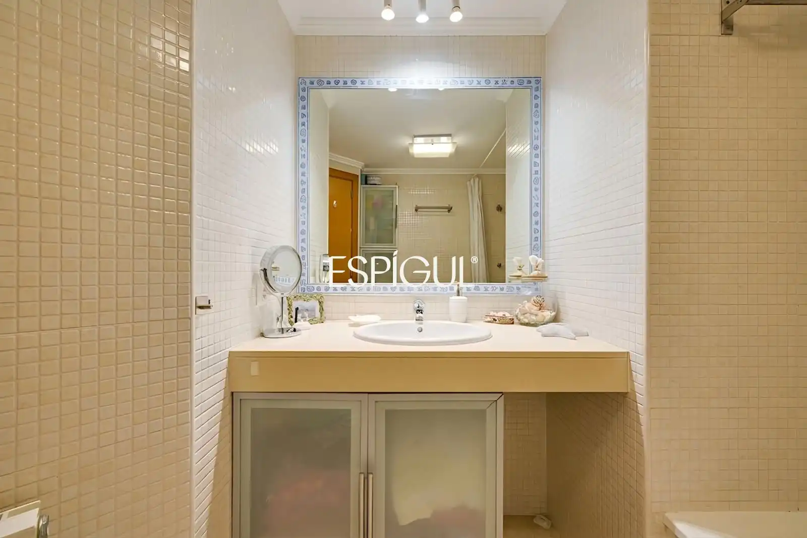 Baño de Piso en venta en Sant Cugat del Vallès con Calefacción, Parquet y Terraza
