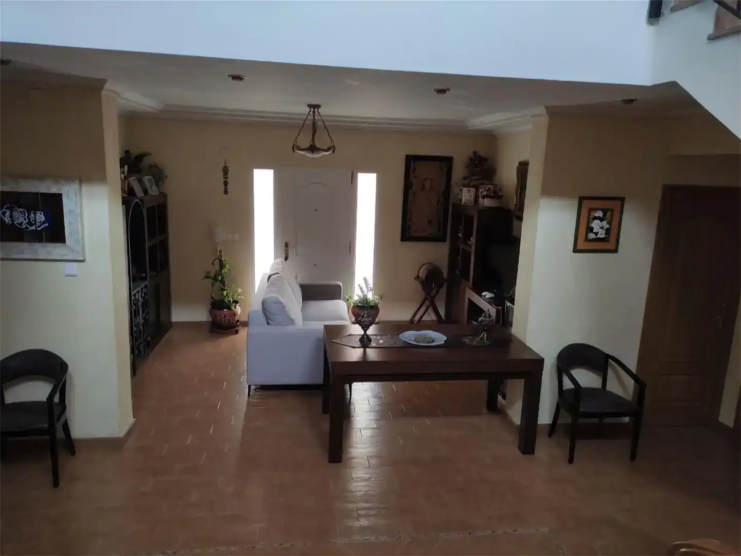 Sala d'estar de Casa o xalet en venda en Yecla amb Aire condicionat, Jardí privat i Parquet