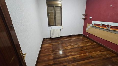 Foto 3 de Apartamento en venta en Kalero - Basozelai, Basauri