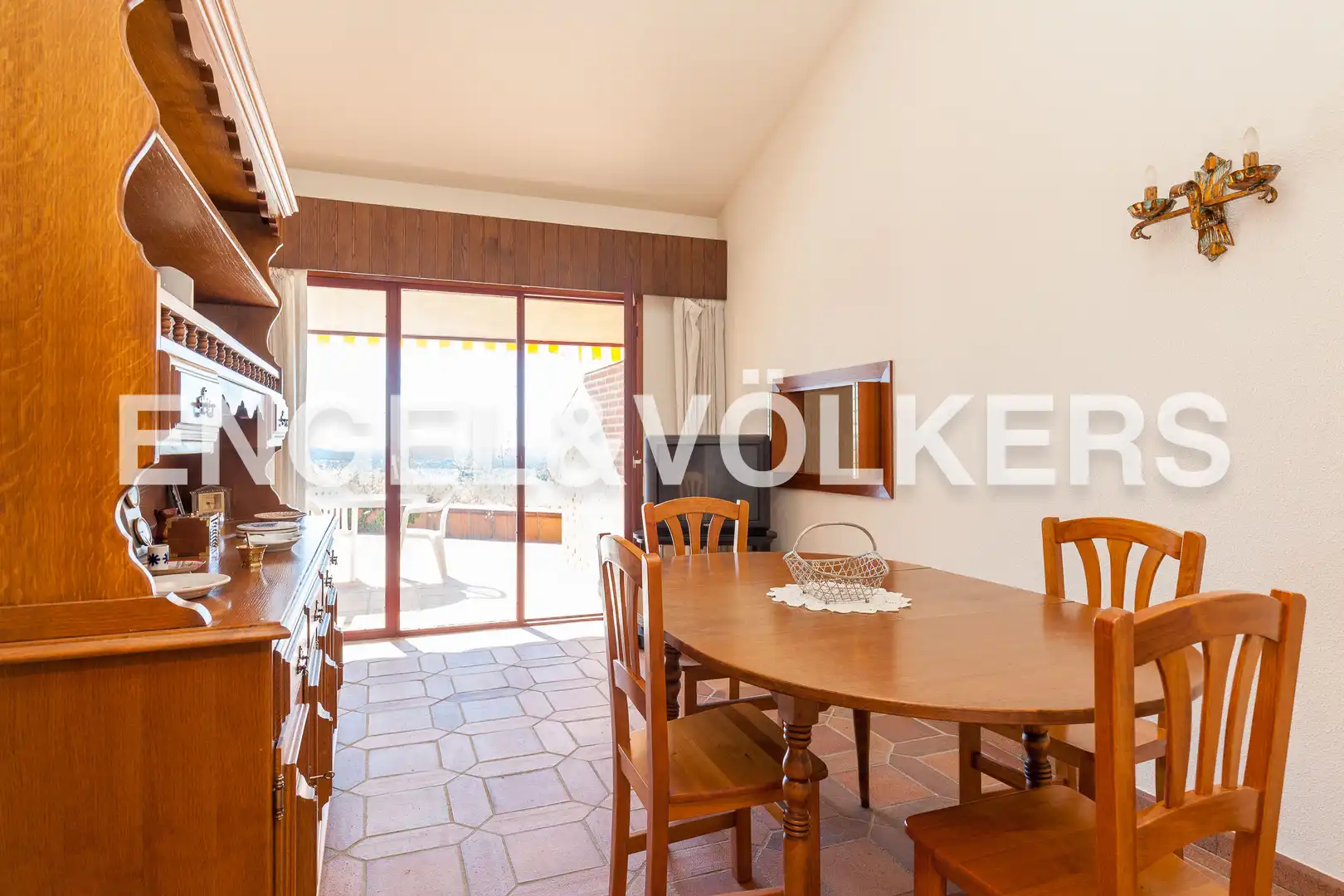 Comedor de Casa o chalet en venta en San Lorenzo de El Escorial con Calefacción