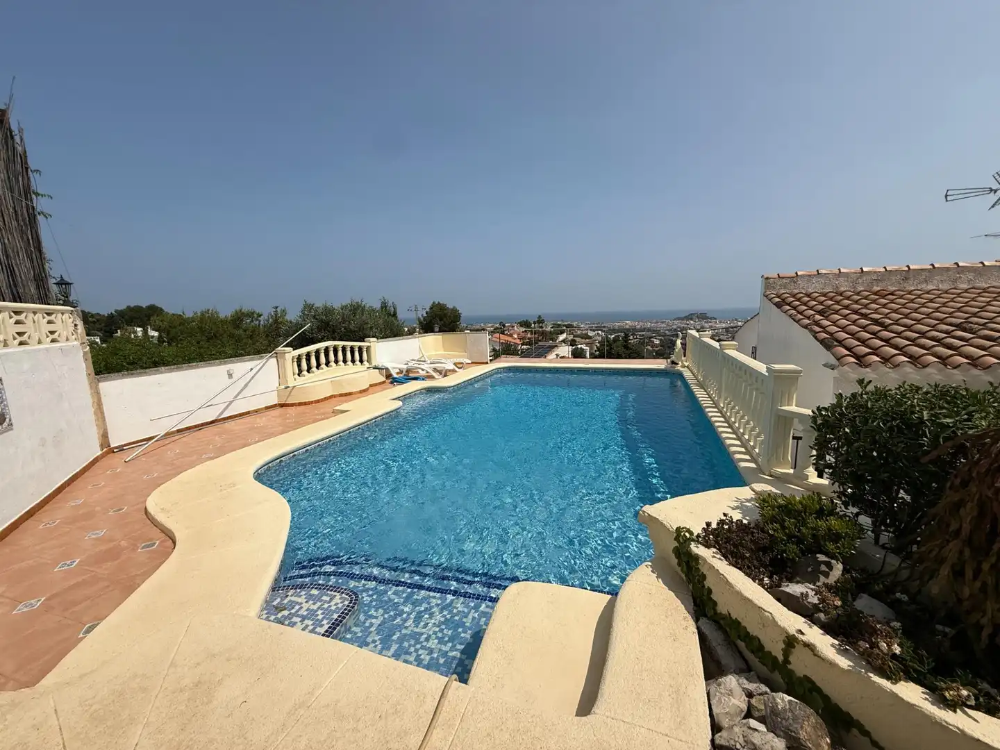 Swimming pool of Houses for sale in Dénia  with Air Conditioner, Heating and Private garden