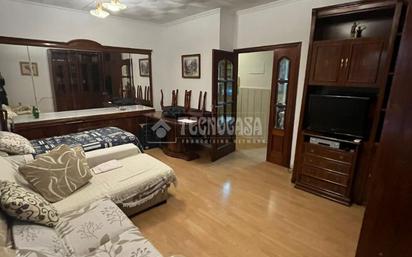 Living room of Flat for sale in Alicante / Alacant  with Air Conditioner, Heating and Parquet flooring