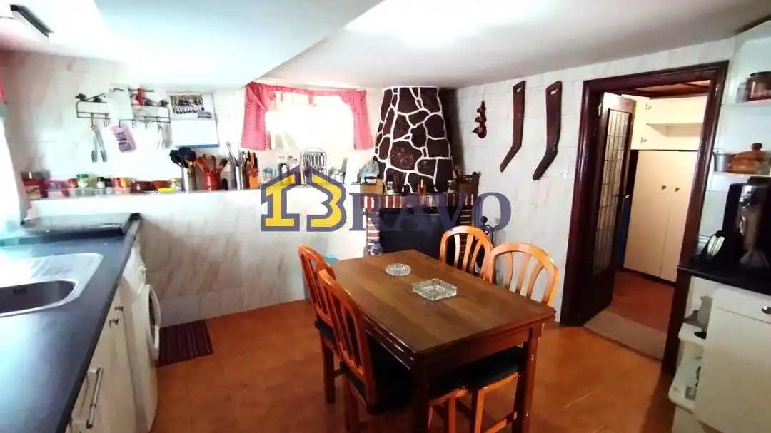 Casa o xalet en venda en Valle de Tobalina amb Calefacció, Jardí privat i Moblat