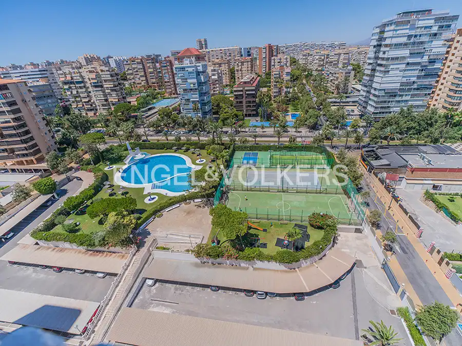 Swimming pool of Flat for rent in Alicante / Alacant  with Heating, Terrace and Furnished