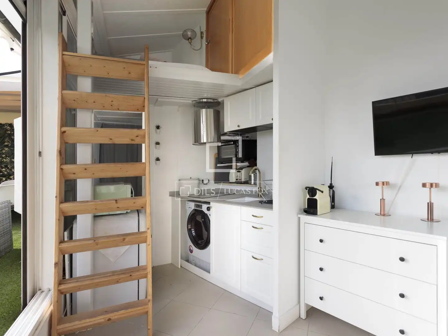 Kitchen of Flat for rent in Madrid  with Air Conditioner, Heating and Terrace