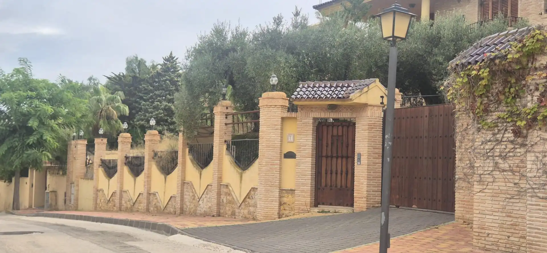 Chalet con piscina en venta en Calle de las Islas Medas 7, imagen 5