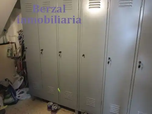Schlafzimmer von Geschaftsraum zur Miete in  Logroño mit Klimaanlage