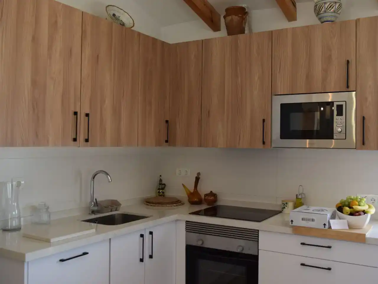 Cocina de Casa o chalet de alquiler en Algarrobo con Aire acondicionado, Jardín privado y Trastero