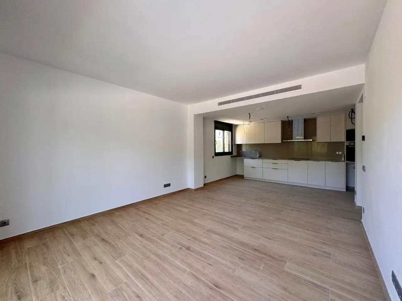 Sala de estar de Piso en venta en Pals con Aire acondicionado, Calefacción y Jardín privado