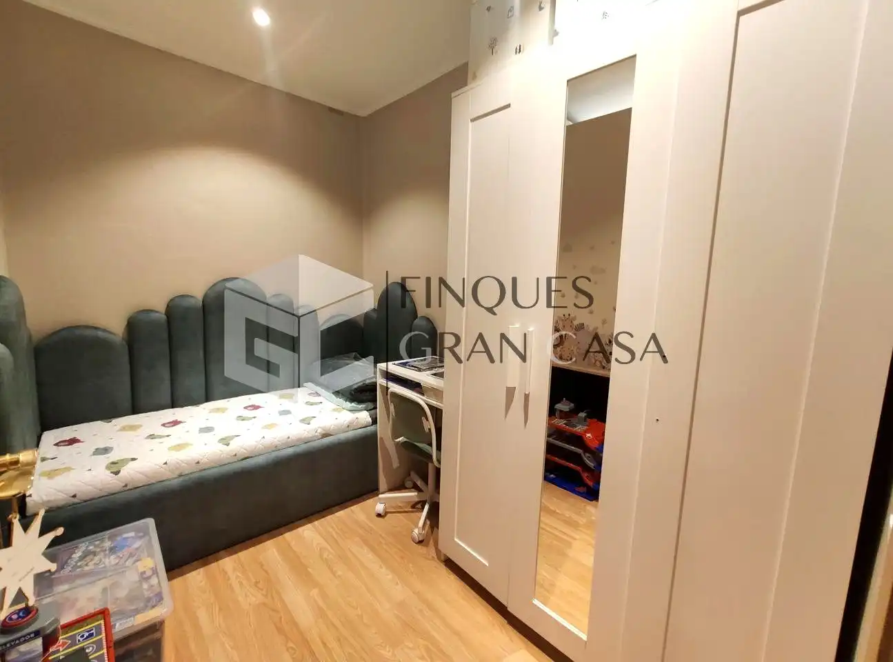 Schlafzimmer von Wohnung zum Verkauf in Canovelles mit Heizung, Parkett und Balkon