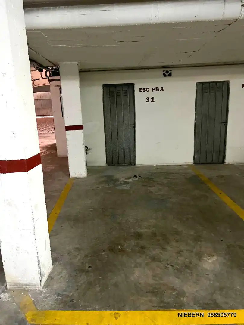 Parkplatz von Wohnung zum Verkauf in La Manga del Mar Menor mit Klimaanlage, Parkett und Terrasse